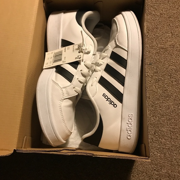 Adidas Breaknet - Picture 1 of 5